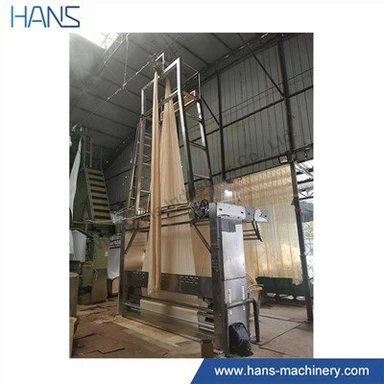 Avoin leveä neulottu köydenavaaja